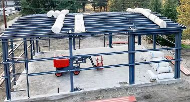 Costruzione prefabbricata di magazzini prefabbricati con struttura in acciaio di alta qualità ad ampia campata, costruzione di officine prefabbricate, design moderno, installazione rapida