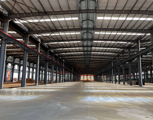 Struttura versatile in acciaio da costruzione con design modulare per la costruzione personalizzabile di vari progetti